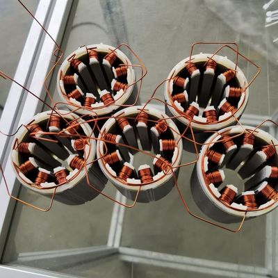 Machine de remontage à moteur entièrement automatique 8 kW Dent remontage pour la pile de stator revêtu fournisseur