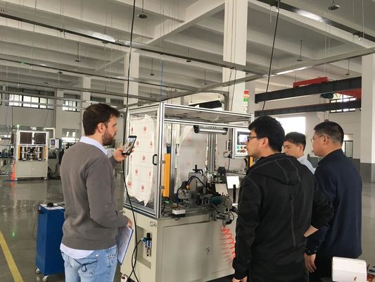 Machine à sous-couper le commutateur à fente pour le creusement de la mica INDUZIDO fournisseur